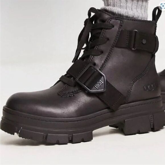 Ugg Ashton Short Waterproof Combat Boots Size 9US - Picture 8 of 8